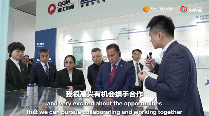 Lan egin dezagun elkarrekin azpiegituren etorkizuna eraikitzeko! Mikronesiako presidenteordeak QGM Makineria bisitatu du