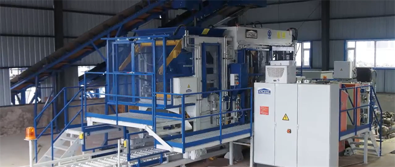 Geruza anitzeko hormigoizko adreiluen ekoizteko proiektu guztiz automatizatua jarri da martxan Afrikan.